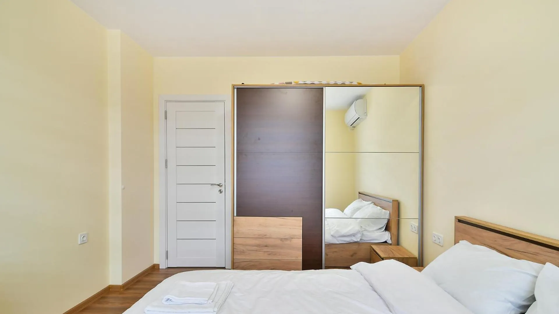 Armada 1Br Apartment Varna