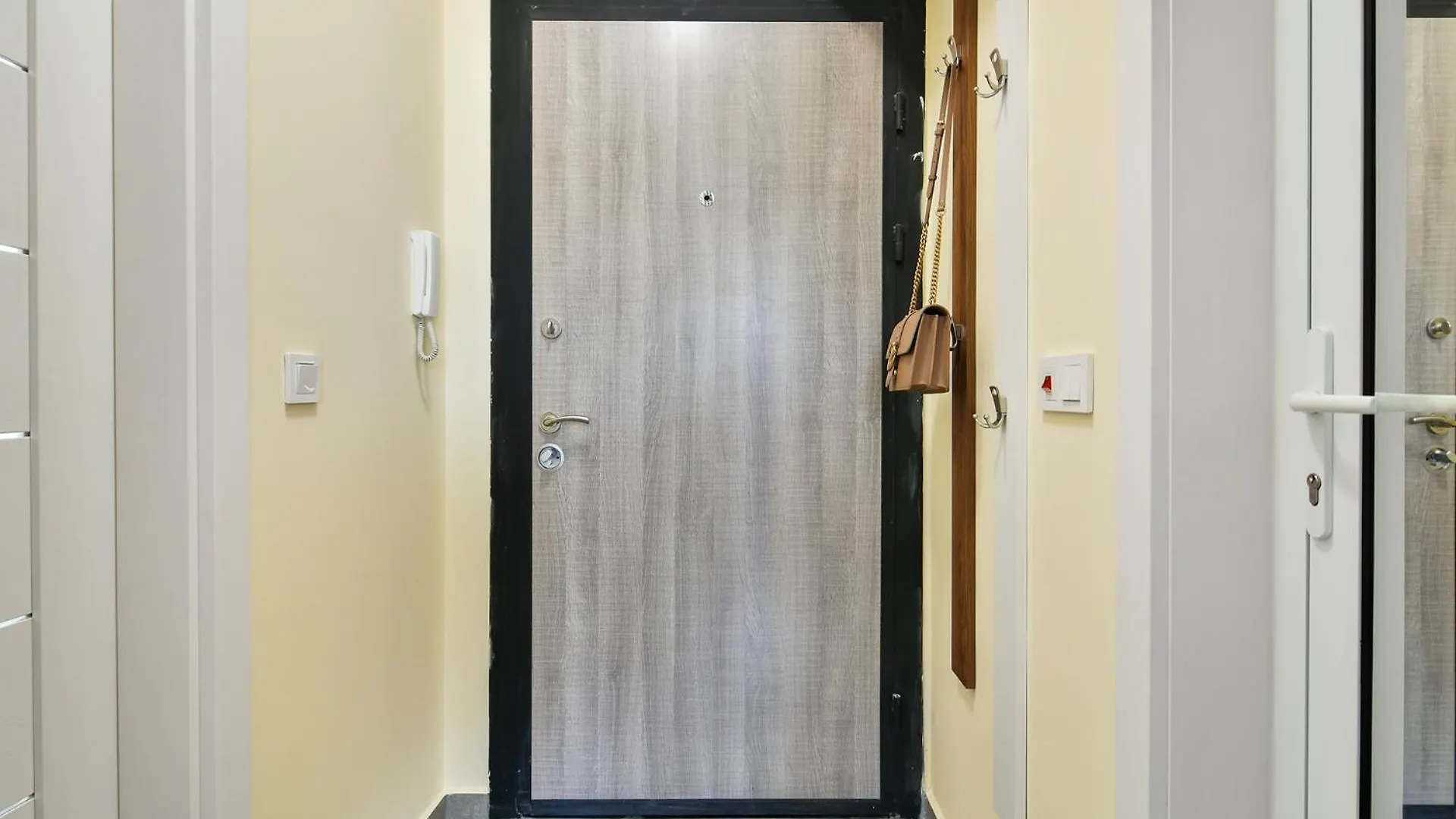 Armada 1Br Apartment Varna